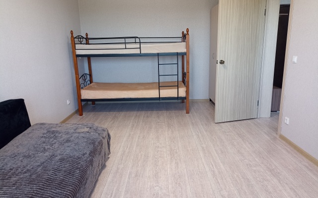 1k na Pustoshkina 22 (64) Flat