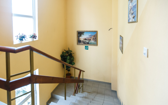 Living Quarters Elizaveta Na Ul.Ostrovskogo 25