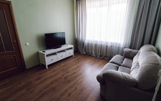 Prospekt Dzerzhinskogo 13 Flat
