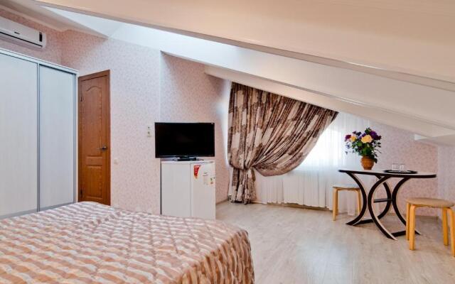 Oranzh Hotel