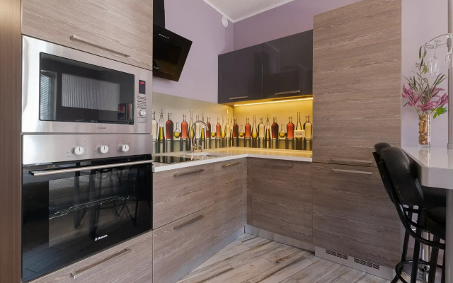 Квартира Лиловая студия на набережной Обводного канала