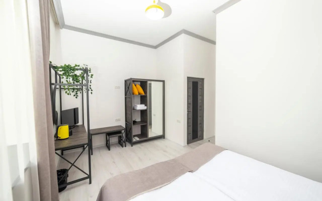 Popock Goris Guest House
