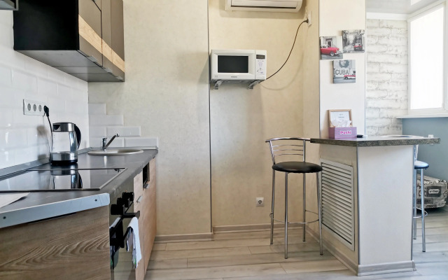 Апартаменты На Красных Партизан 1