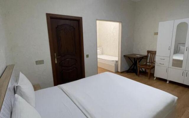Hotel Grand Mirror