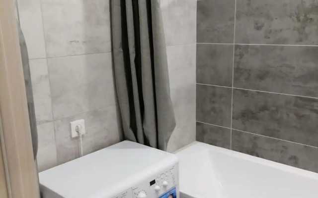 Uyutnaya Trekhkomnatnaya Kvartira 17/2 Flat
