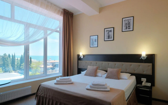 SL Kavkaz Hotel