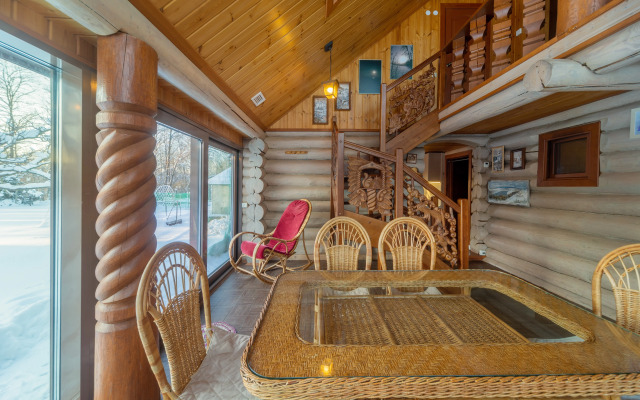 V Ostovkakh - 134 Metra Guest House