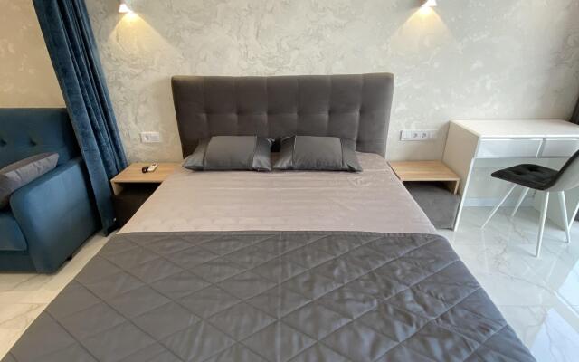 S Bassejnom ZhK Morskaja Simfonija Apartments