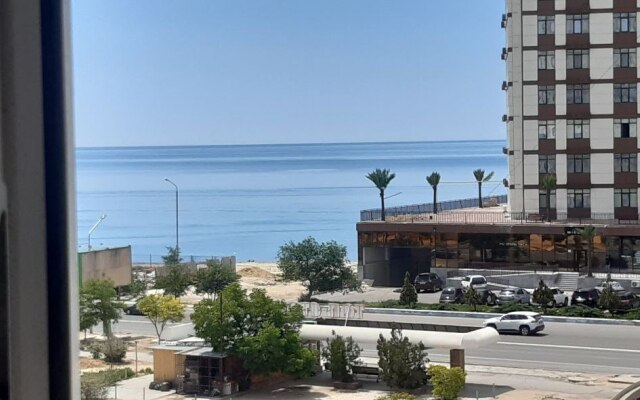 Kvartira u Morya Apartments