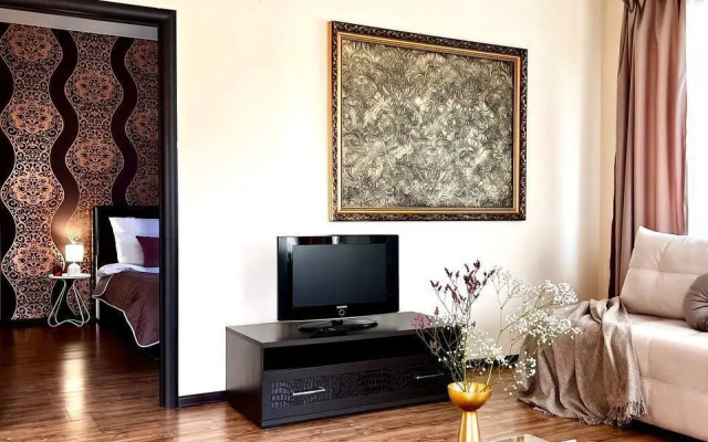 Na Ulitse Karla Libknekhta 112 Flat