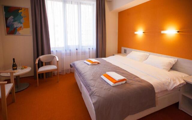 Отель Морамар