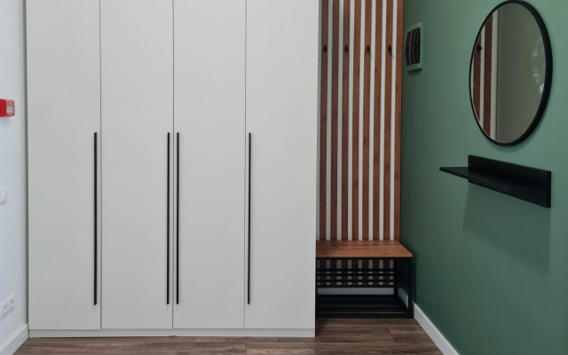 Green Studio Apartment
