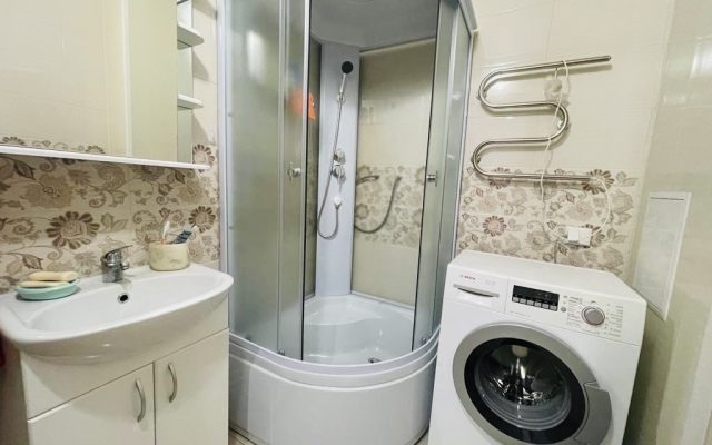 Uyutnaya Studiya ryadom s Ladozhskim Vokzalom Flat
