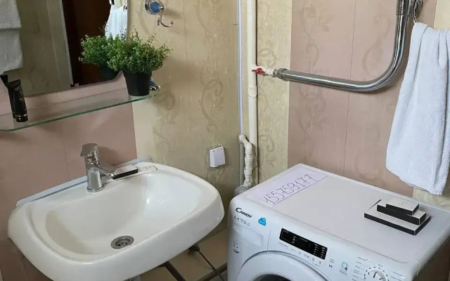 Uyutnaya Kvartira Golubye Dali Flat