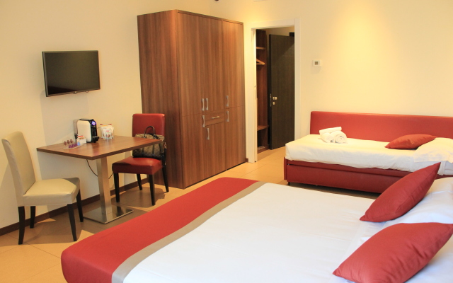 Duomo Hotel & Apartments