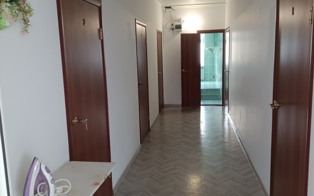 V Chastnom Sektore Furnished Rooms