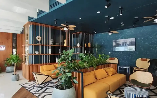 Dizaynerskie s basseynom i morem V 4-Kh Zvezdochnom Otele Vmestimostyyu Ot 3 Do 4 Gostey Ot Sobstvennika Apartments