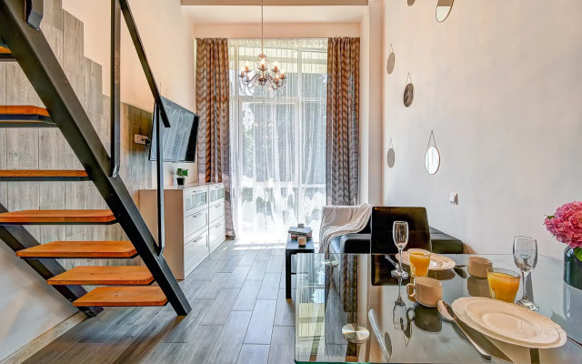 Апартаменты Loft в АК Миррор