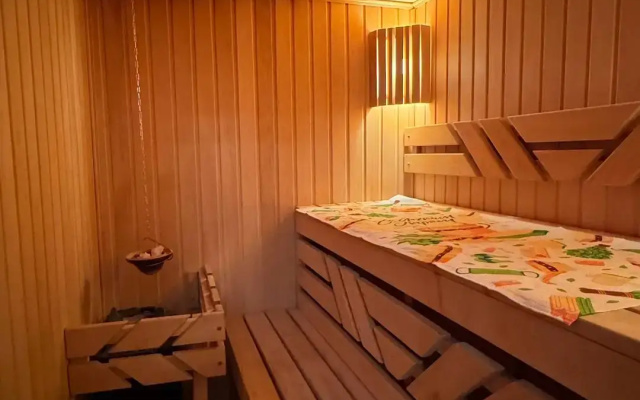 Бунгало уютное на озере Банном