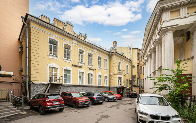 Premium Hotel