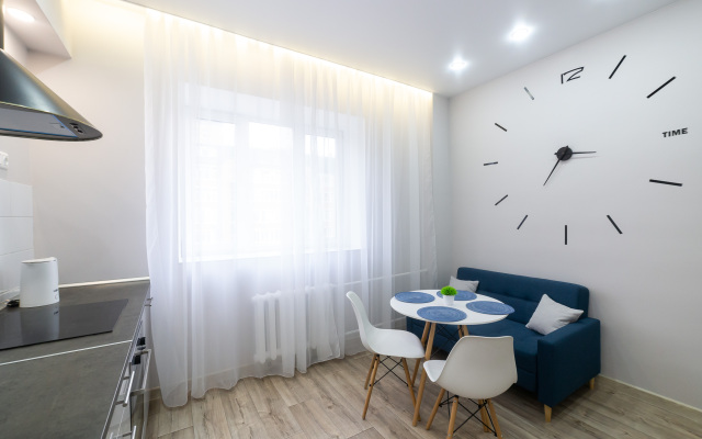 Апартаменты Уютные на Адоратского