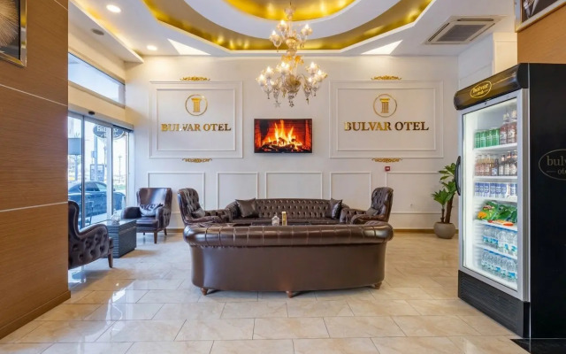 Bulvar Hotel