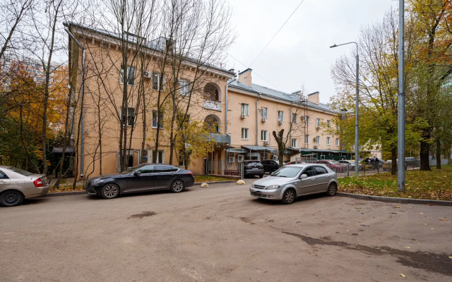 6 Komfortno I Tochka Na Simferopolskom Bulvare 16k1 Apartments