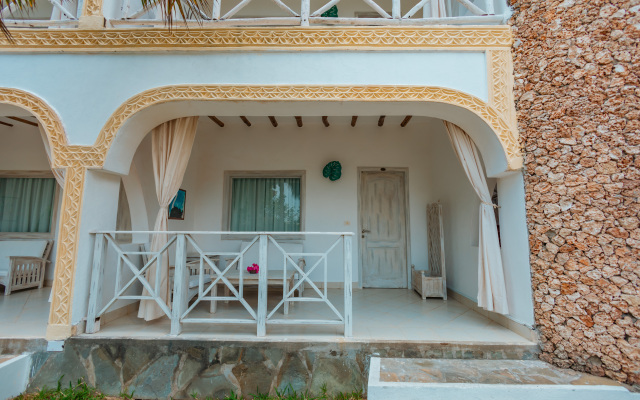 Twiga Beach Resort & Spa