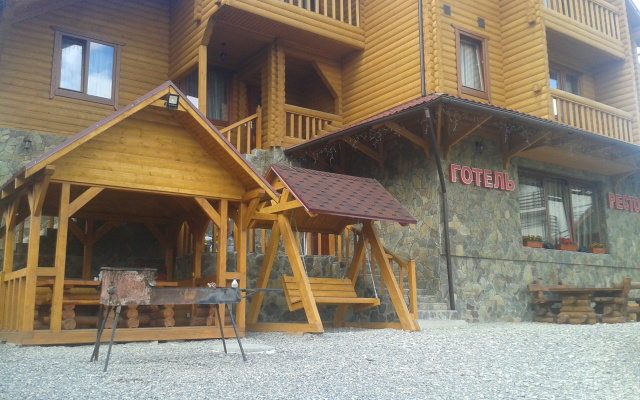 Charda Hotel