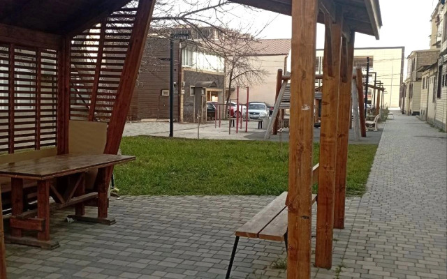 Квартира у набережной и пляжа Бриз