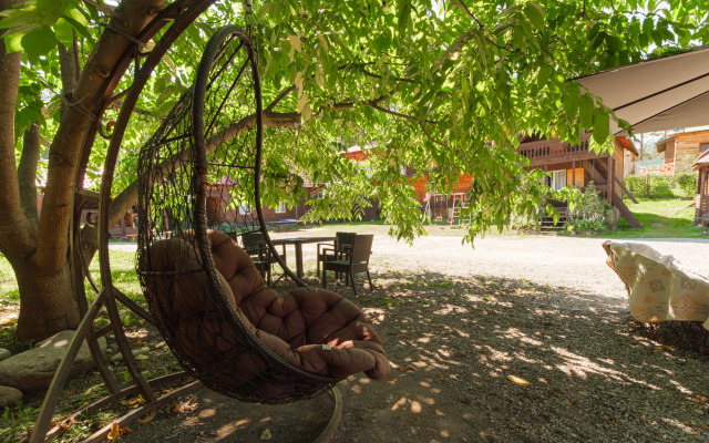U Dachnyij Guest House