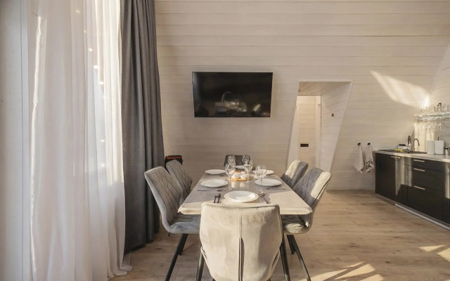 Частный дом Отдых у Источника: лес, баня, купель