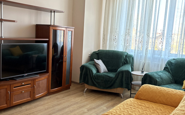 Апартаменты Сердце Владикавказа на Керменистов