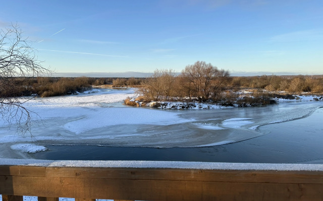 Частный дом Над Рекой