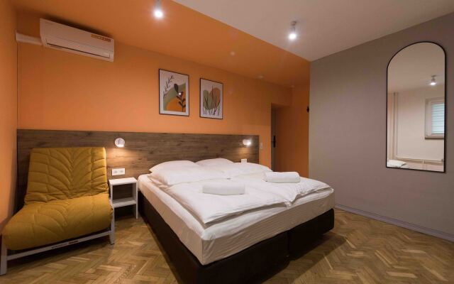 Mini-Otel Urban Rooms