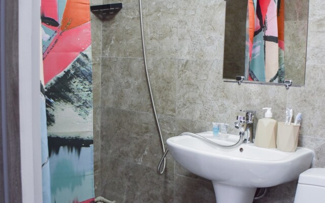 YourHouse na Ulitse Si Sinkhaya Apartamenty