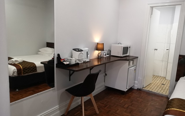 Australian sunrise Lodge Mini-Hotel