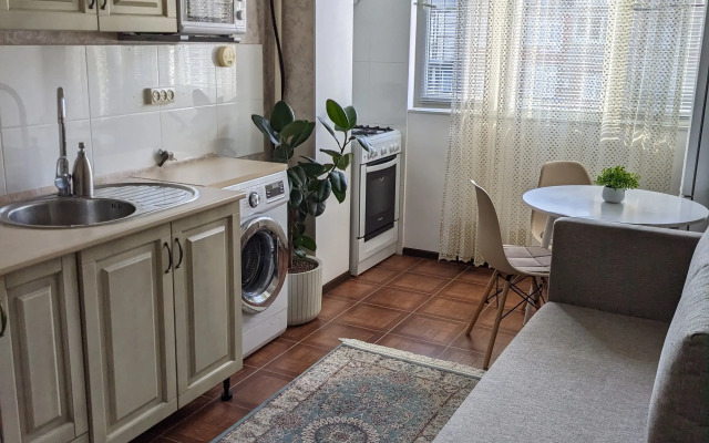 Ordzhonikidze 5 Flat
