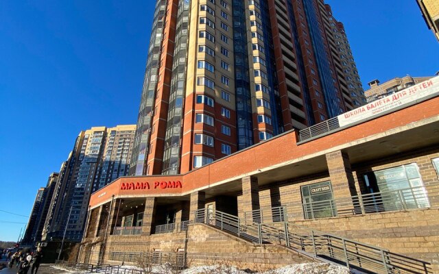 Квартира 2ккв у метро Парнас