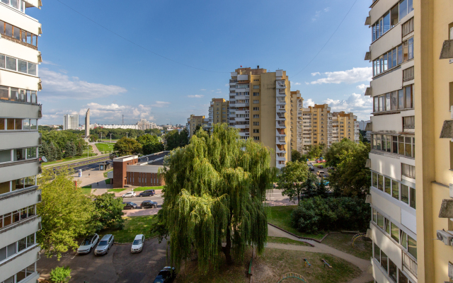 Апартаменты Трехкомнатные "Ладгорна" на Победителей