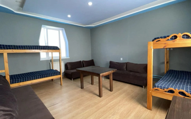 S Bilyyardom i Mangalom Private House