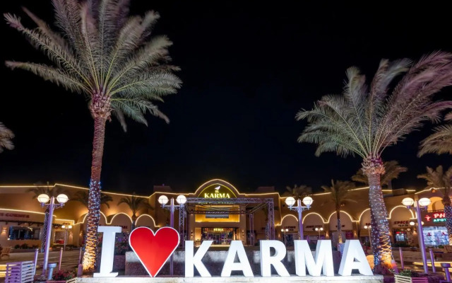 El Karma Aqua Beach Resort