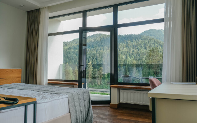 Premium Village Arkhyz Hotel
