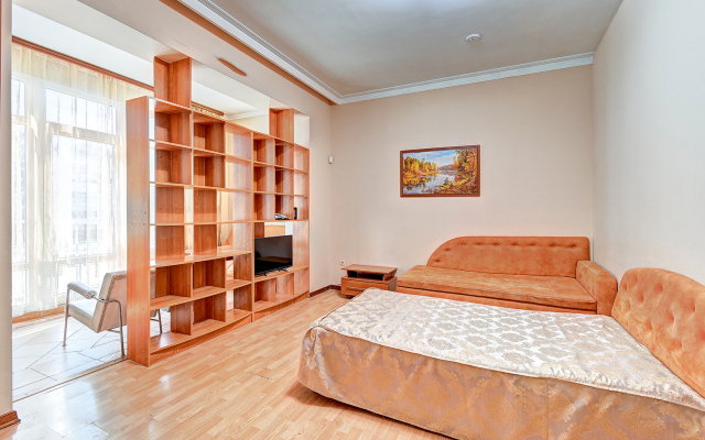 Azaliya Yanais Hotel