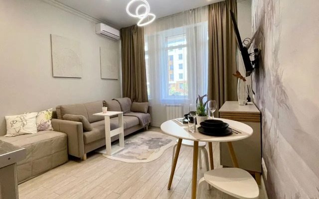 Квартира Просторная на Берегу Моря для Троих Гостей