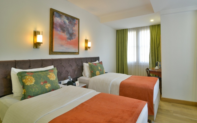 Istanbul Life Hotel