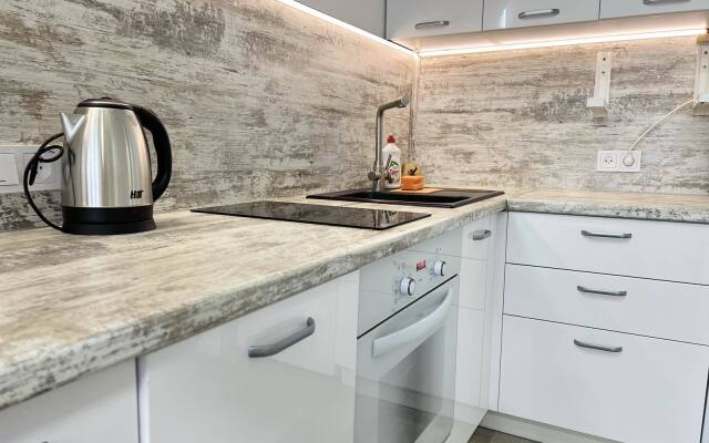 Апартаменты однокомнатные улица Михаила Савицкого 3