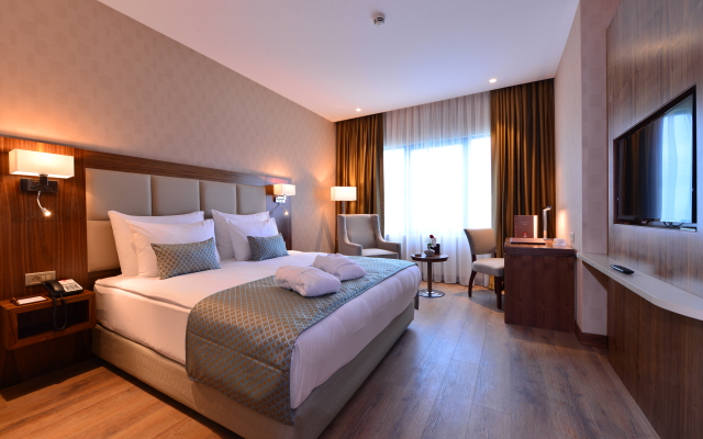 Clarion Istanbul Mahmutbey Hotel