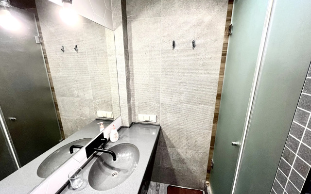 Layf 2 kom na Kalinina 18 Flat