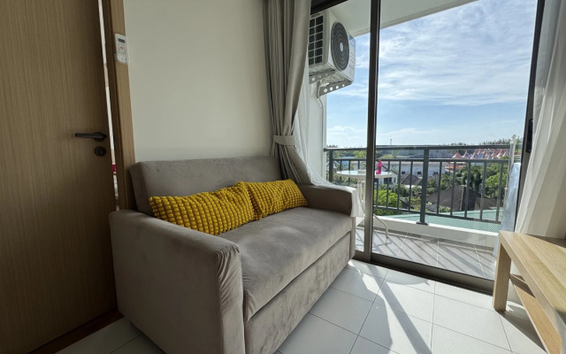 Milaya s Basseynom Ryadom s Morem Flat